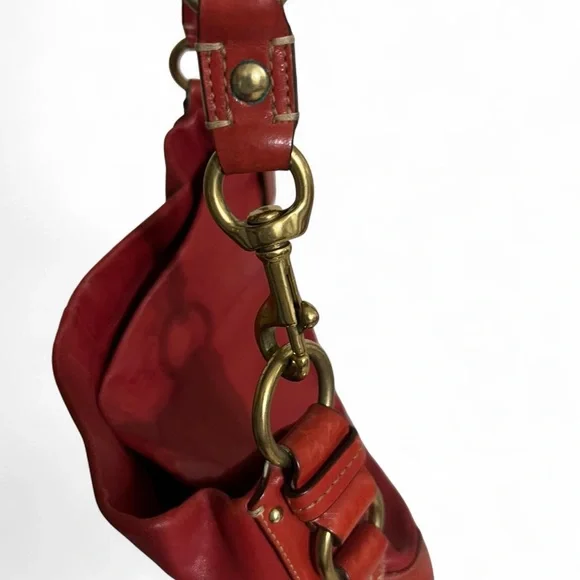 Coach - Picture 4 of 10